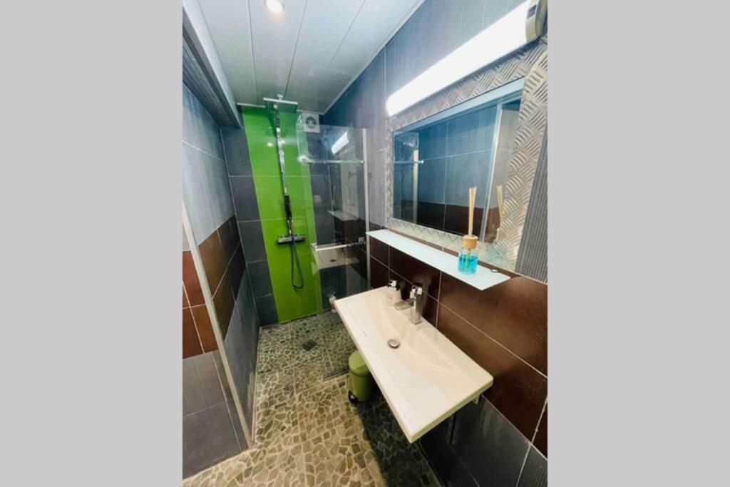 Ferienwohnung Le Jad Joli F2 Proche Gare, Arenes Avec Terrasse Privee Nîmes Exterior foto